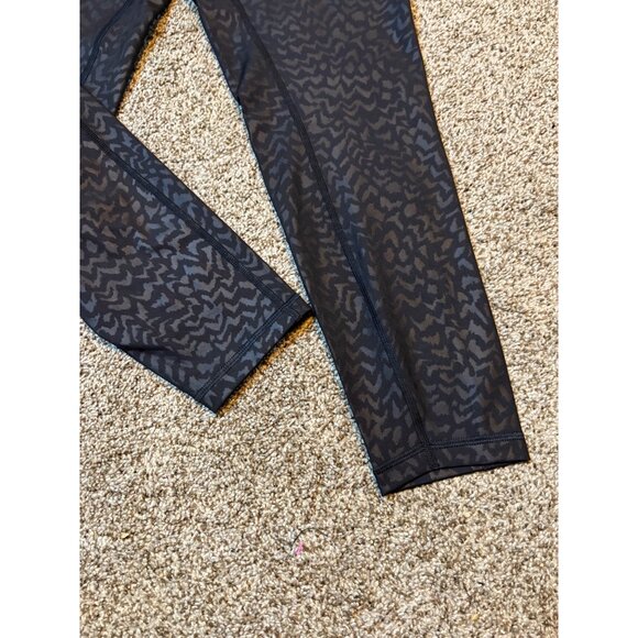 NEW Gap Fit Recycled Power 7/8 High-Rise Black Animal Print Leggings Medium - Picture 3 of 10